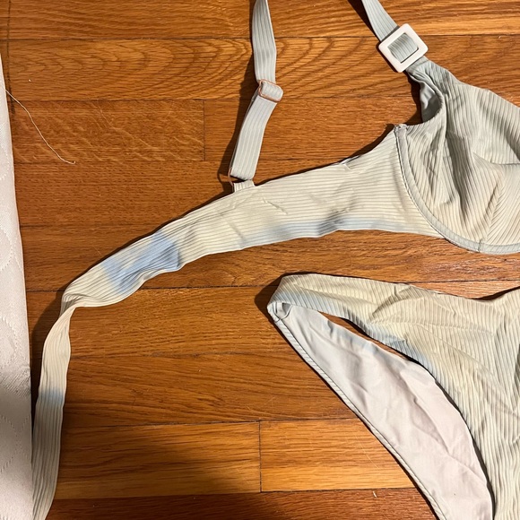 Ete bikini - Picture 2 of 2